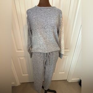 Flora Nikrooz Gray Loungewear Set with Lace Trim Size Small